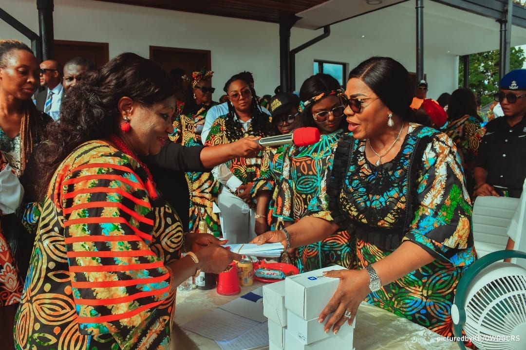 Gov Otu’s Wife Empowers 100 Women, Appreciates Their Support