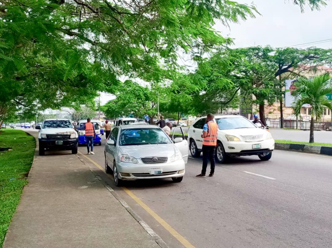 Over 1,000 Driver’s Licences Remain Unclaimed as CRIRS Intensifies End-of-Year Road Tax Enforcement