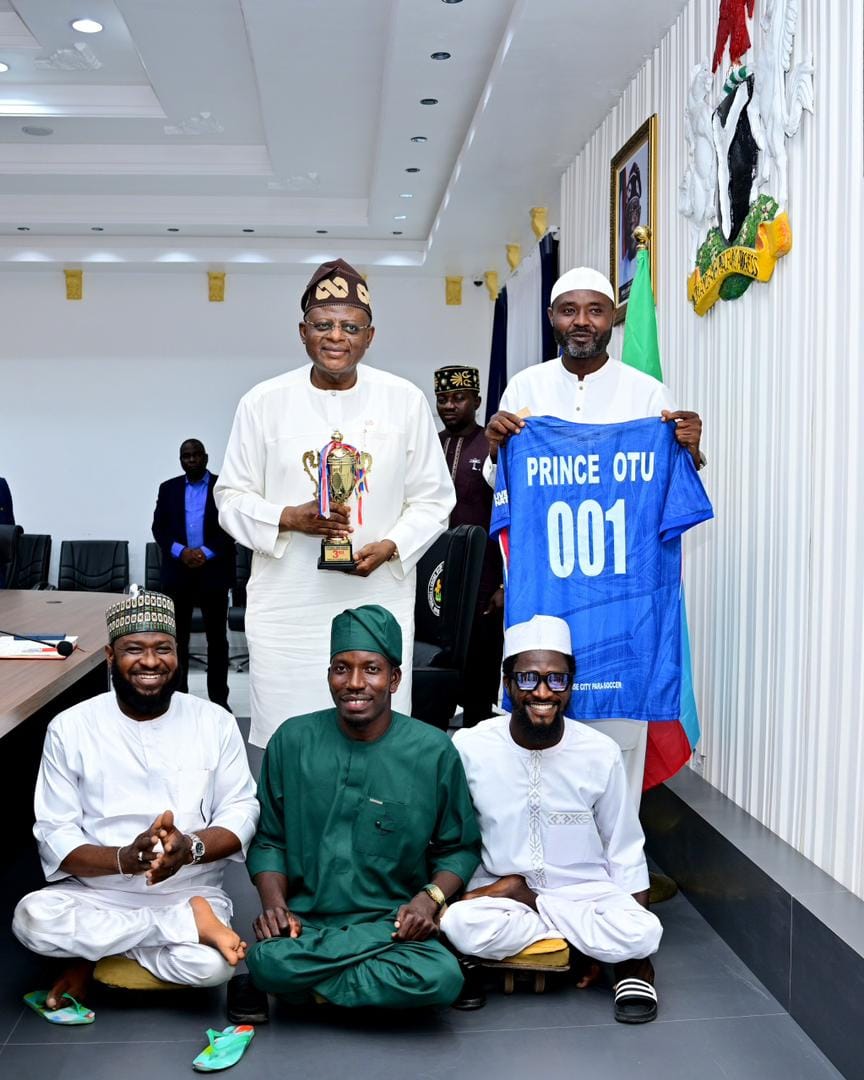 Sallah: Gov. Otu Earns Praise, Prayers from Muslim Community